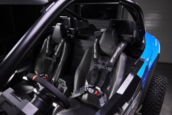 2025-123-ORV-RZR PRO R LE Studio Shoot (703-6564)0169 4