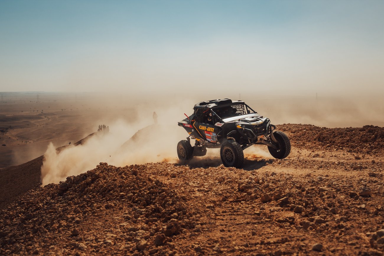 Can-Am 2025 Dakar Rally (4)