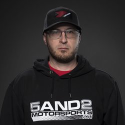 aaron-guell-unltd-off-road-racer